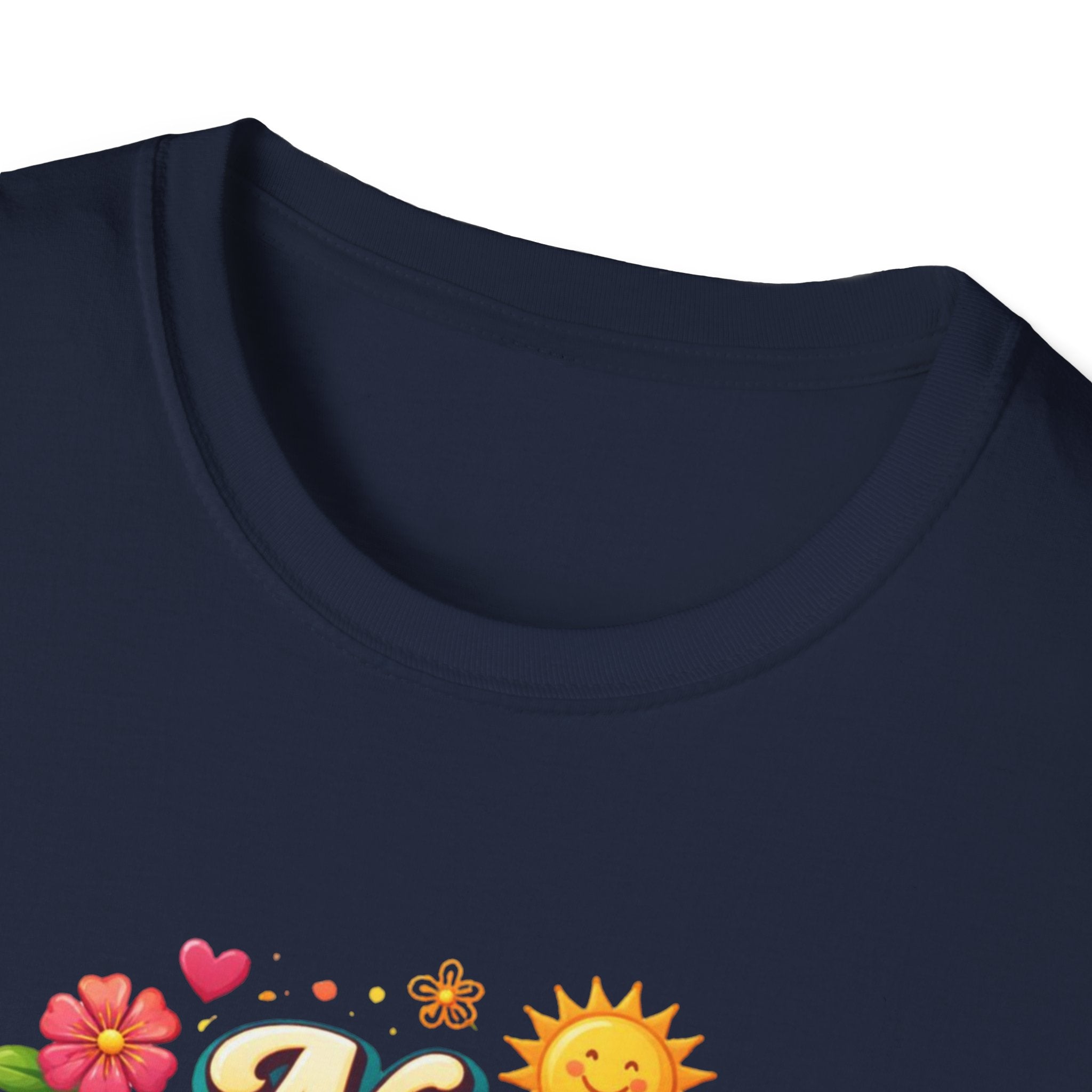 No Pasa Nada T-Shirt: 'No Worries, Be Happy' Casual Tee