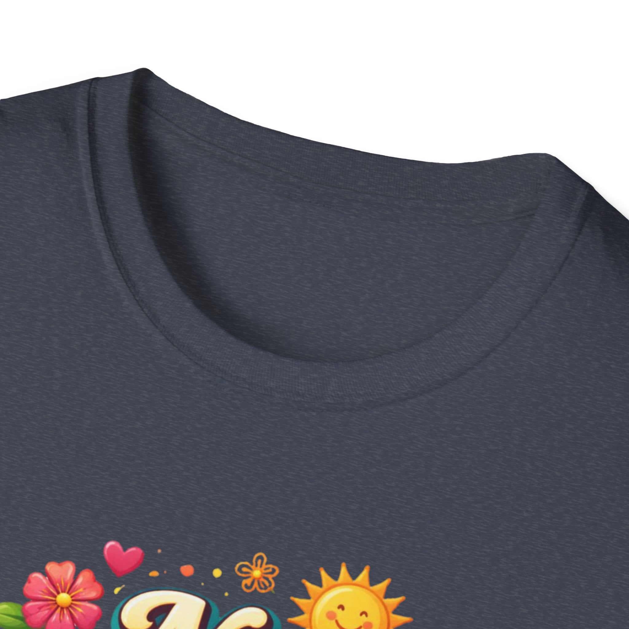 No Pasa Nada T-Shirt: 'No Worries, Be Happy' Casual Tee